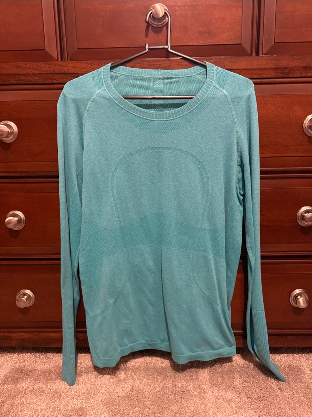 lululemon athletica Seafoam Long Sleeve Seamless Top